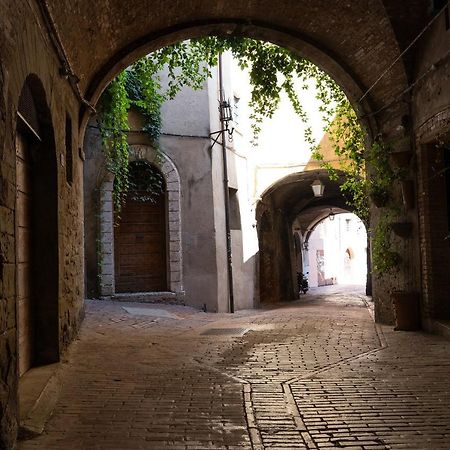 Incantevole Loft In Centro Perugia Bagian luar foto